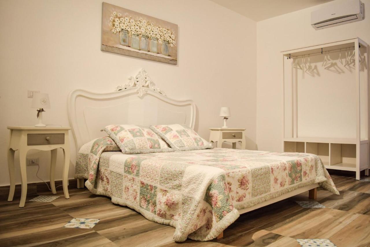 Maison La Mitra - Dimore Partenopee Naples Luaran gambar