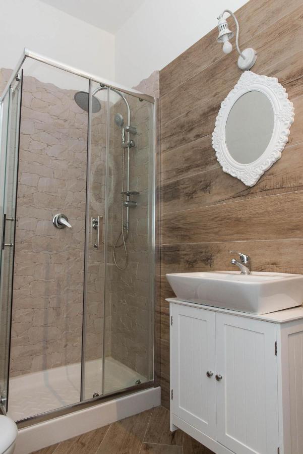 Maison La Mitra - Dimore Partenopee Naples Luaran gambar